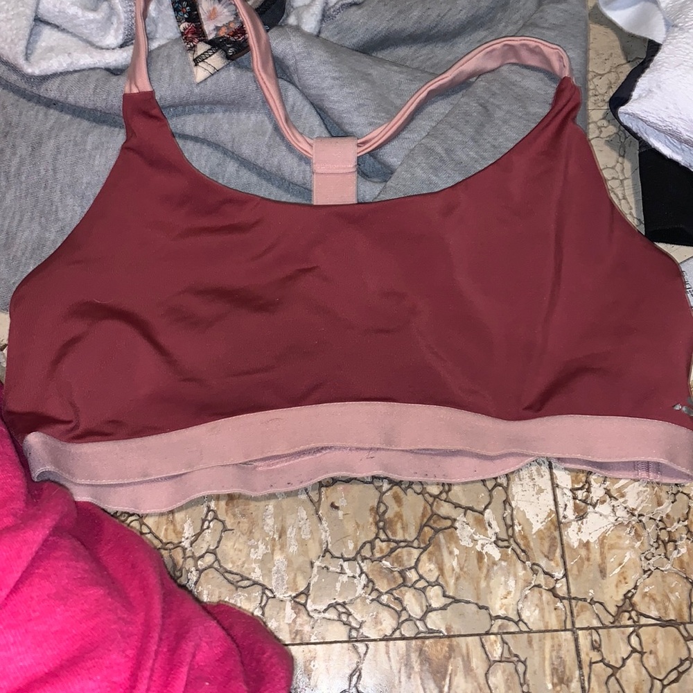 Sports bra